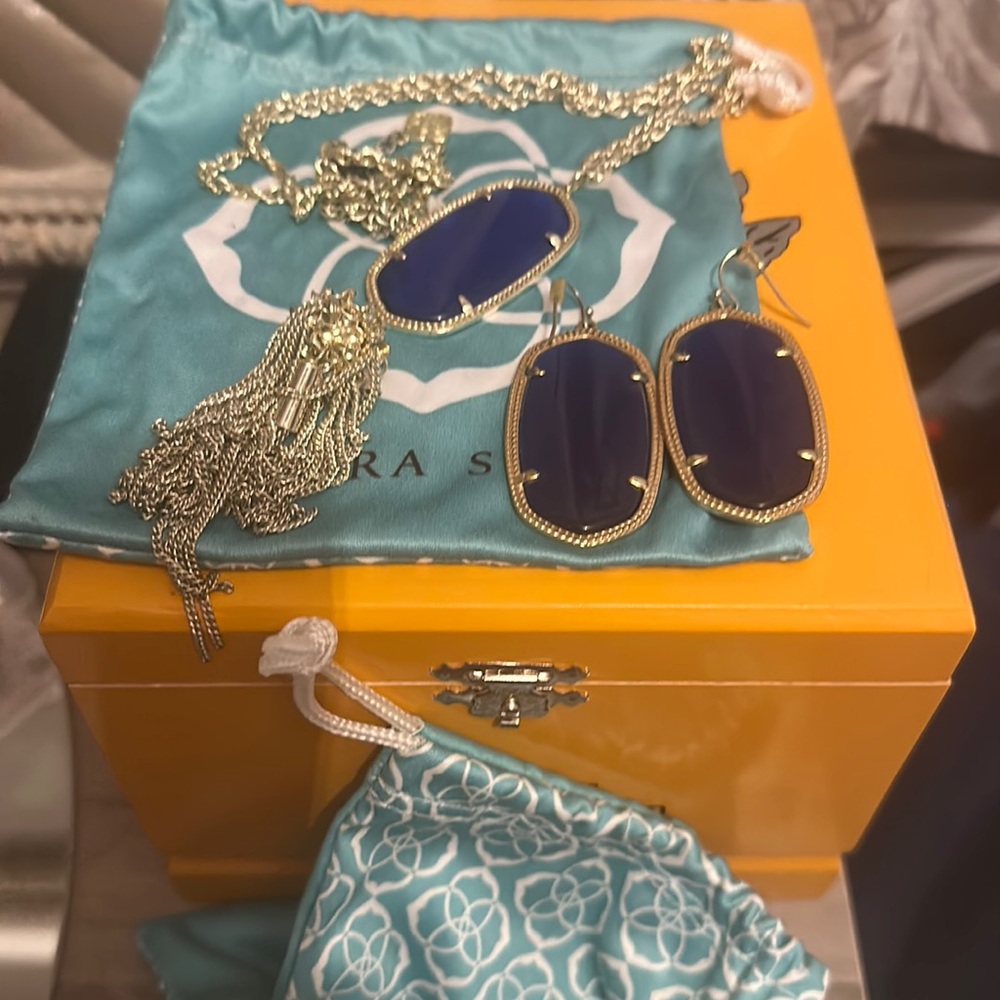 Kendra Scott Royal Blue Set